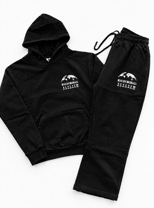 Dinero Sweatsuit